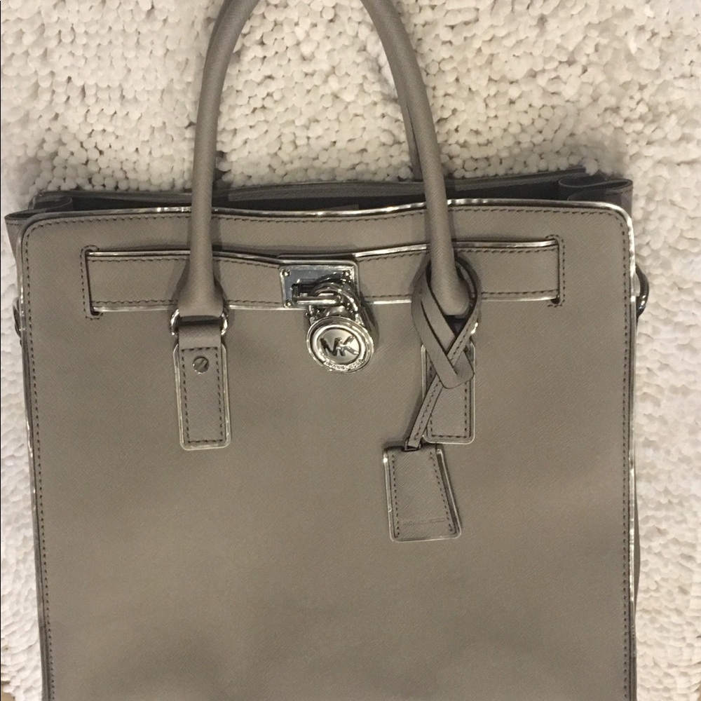 💕 Final price Michael Kors large gray Hamilton
